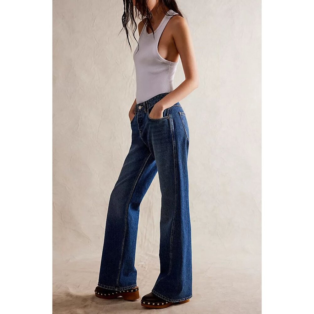 FREE PEOPLE Expert Advice Flare Jeans / Seabrushed